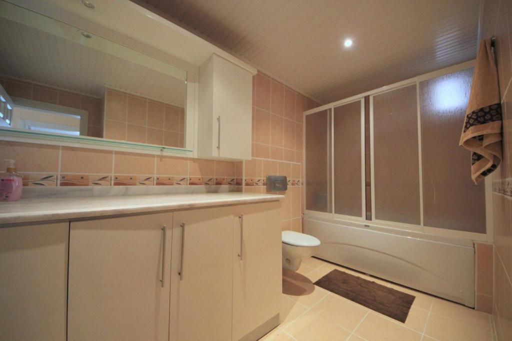 Kurt Safir Apartament